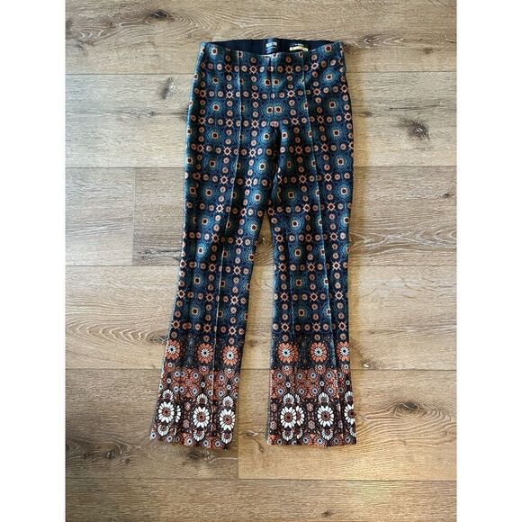 Maeve by Anthropologie The Margot Kick Flare Cropped Pants Womens Medium Floral - Picture 1 of 3